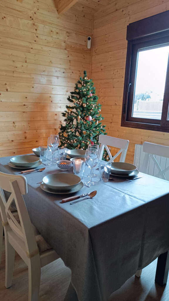 Mesa puesta por Navidad