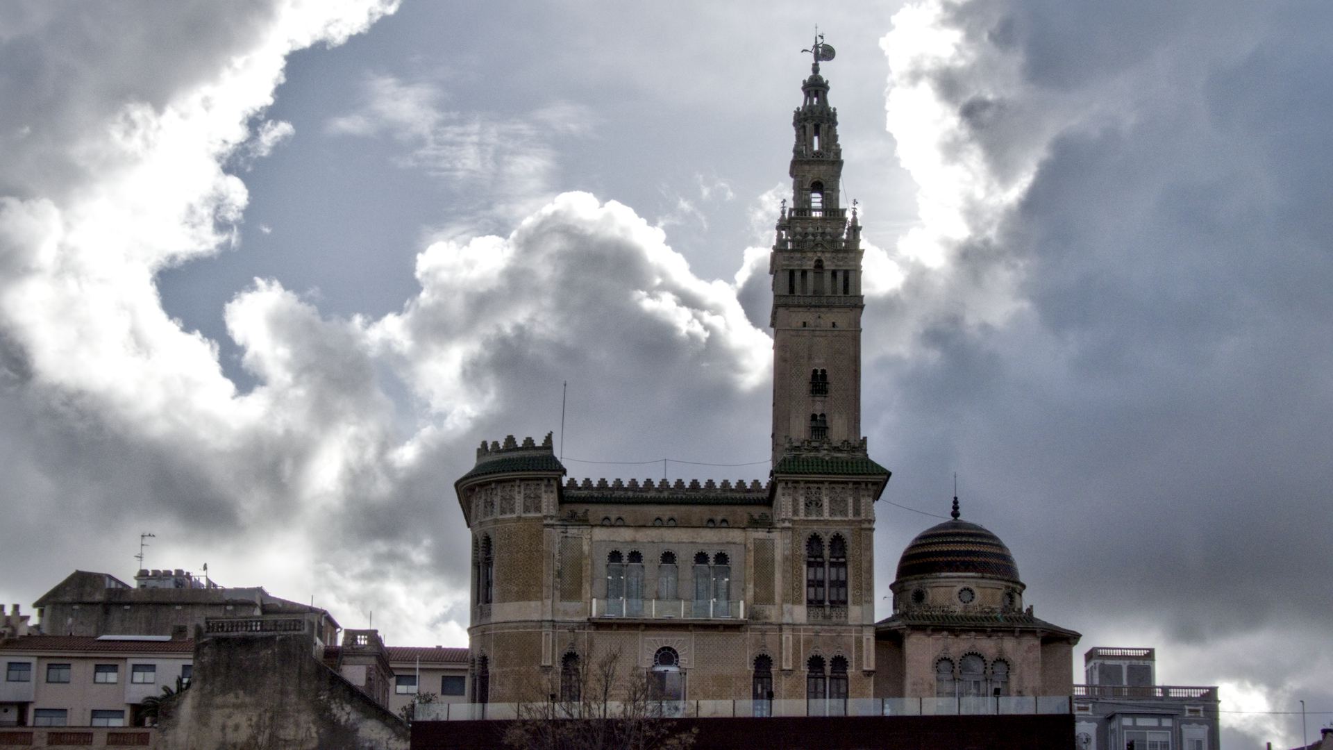 Un Sueño Andalusí en el Penedès: La Giralda de L’Arboç